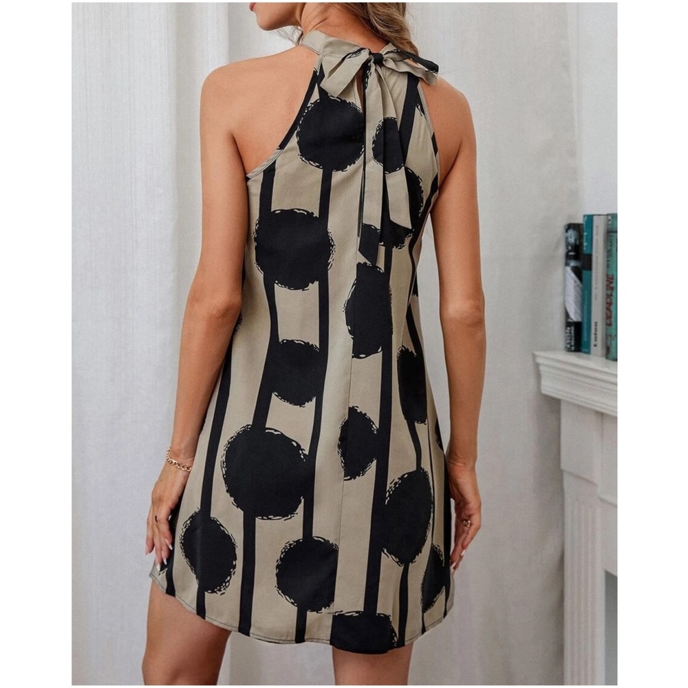 Polka Dot Stripes Halter Mini Dress - Picture 4 of 5